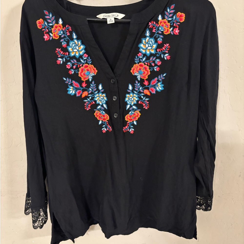 The Pioneer Woman Black V-Neck Tunic with Multicolor Floral Embroidery